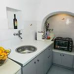 Santoimage House *