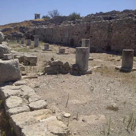 Santoimage House אויה