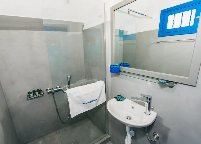 Дом отдыха Santoimage House