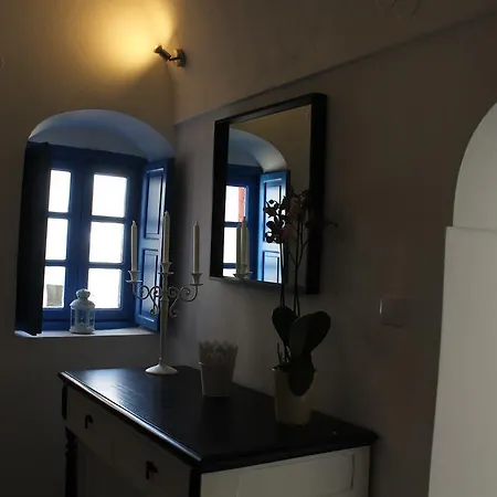 Santoimage House